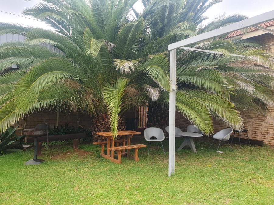  Bedroom Property for Sale in Hoopstad Free State
